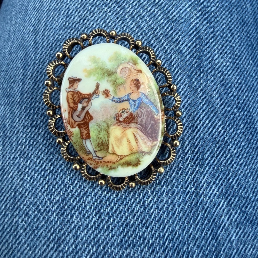 Vintage Courting Couple Brooch Gold Tone Filigree Oval Porcelain Pin
